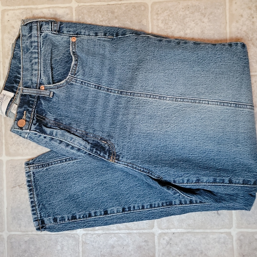 Universal Thread Jeans